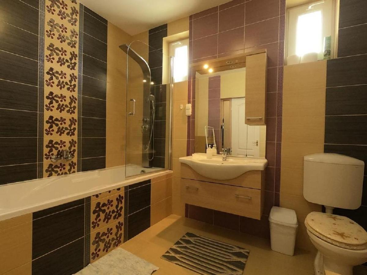 Pandora Pool Apartman Hajdúszoboszló Exterior foto